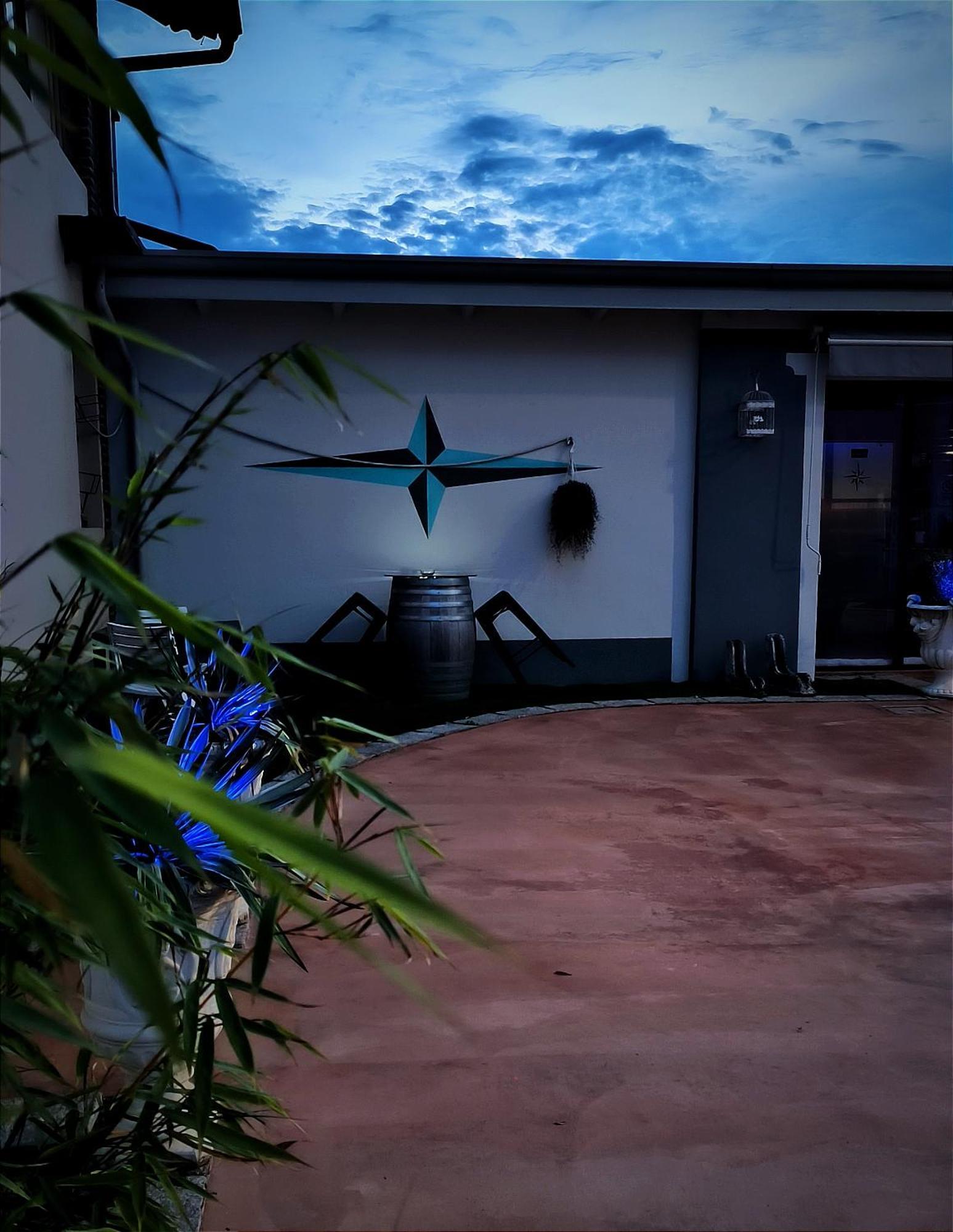 マネルビオ La Rosa Dei Venti Bed & Breakfast エクステリア 写真