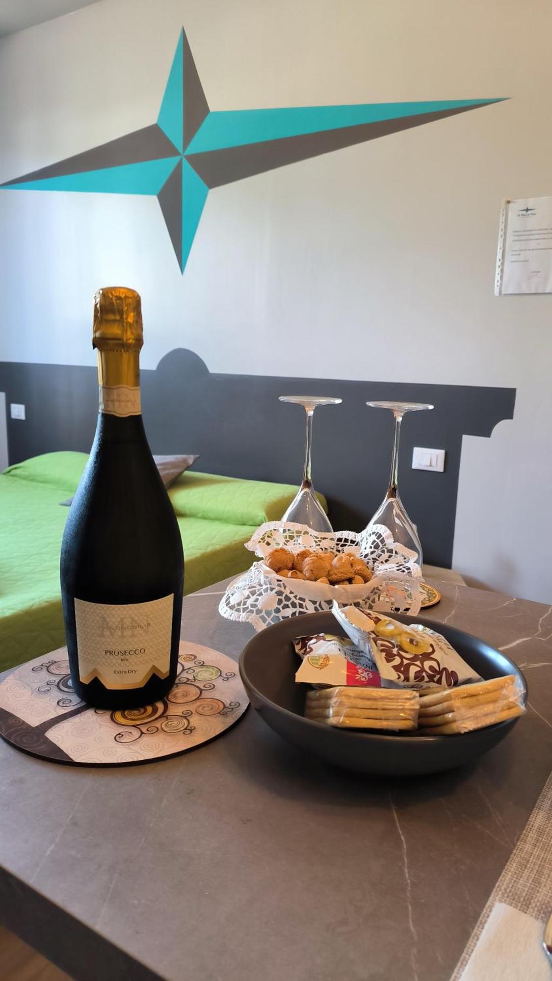マネルビオ La Rosa Dei Venti Bed & Breakfast エクステリア 写真
